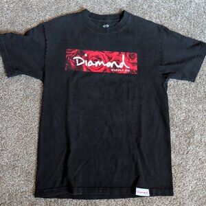 Diamond Supply Co. Black Size Medium Short Sleeve w/ Red Roses Behind Print
